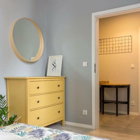 Apartament Jana Matejki Poznań Exteriör bild
