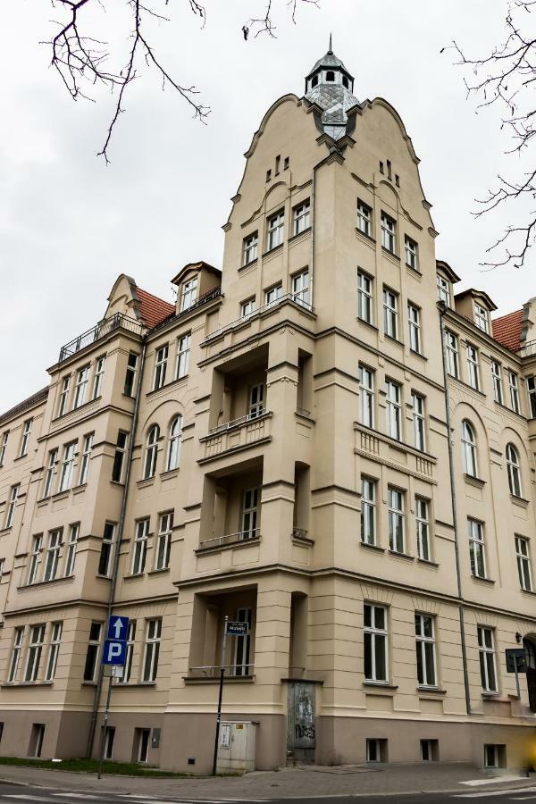 Apartament Jana Matejki Poznań Exteriör bild